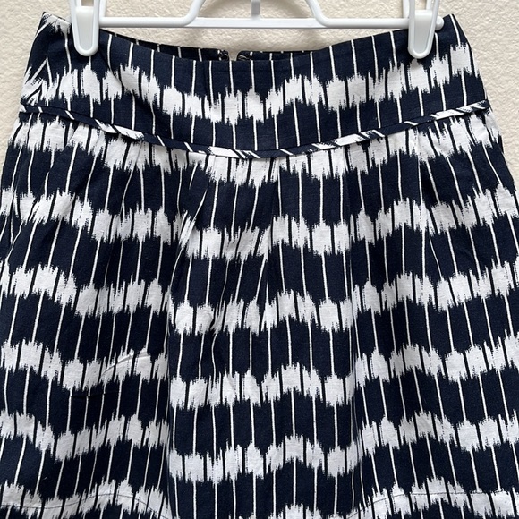 Loft Petites Blue/White Stripe Patterned Mini Pencil Skirt, Size 0P, Linen Blend - Picture 3 of 10